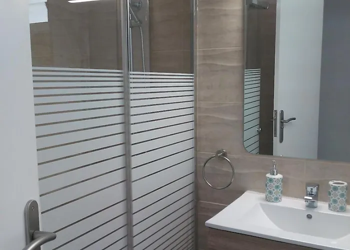 Moderno Y Confortable En El Centro Apartamento